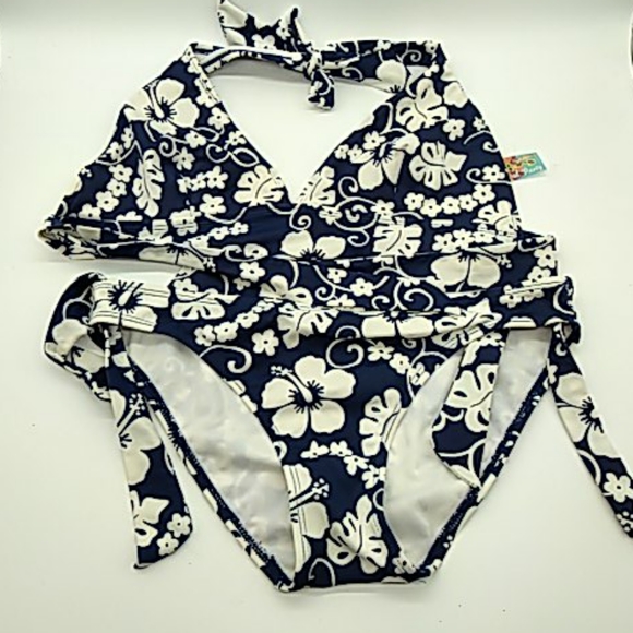 pool party Other - Pool Party womens bakini set M/L blue & white
